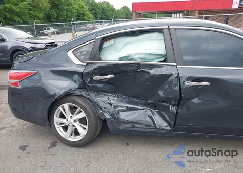 2015 Nissan Altima 2.5 Sv из США, поврежденный, VIN 1N4AL3AP1FC193801